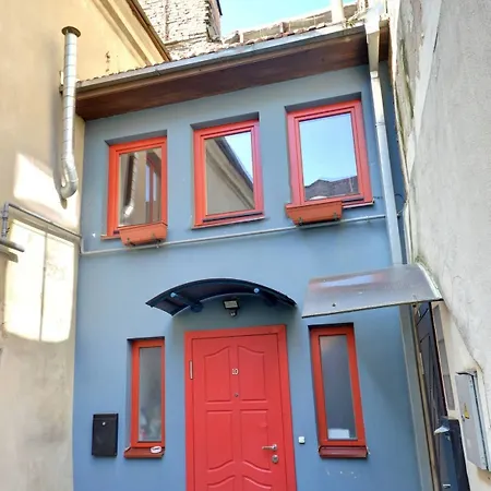 French Style Old Town Апартаменты